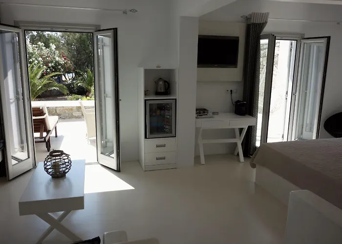 Myconian Sunrise Relais & Chateaux מלון