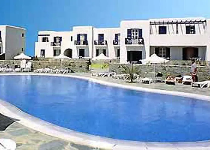 Myconian Sunrise Relais & Chateaux מלון