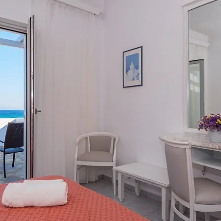 Myconian Sunrise Relais & Chateaux Hotel