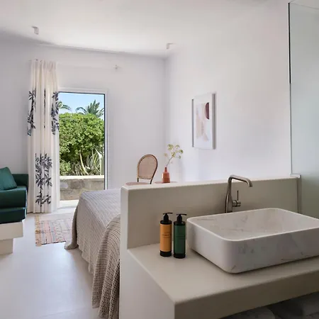 Myconian Sunrise Relais & Chateaux 5*