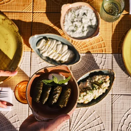 وأجنحة صن رايز Agrari (Mykonos)