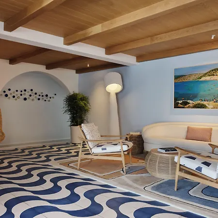 Myconian Sunrise Relais & Chateaux Agrari (Mykonos)
