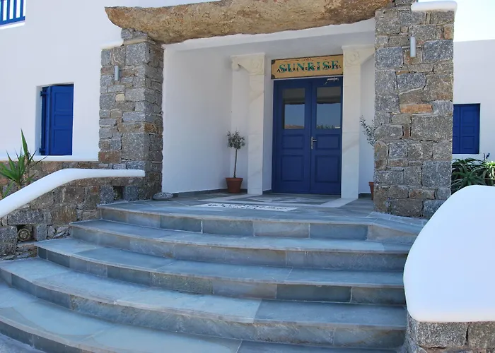 Otel Myconian Sunrise Relais & Chateaux 5*