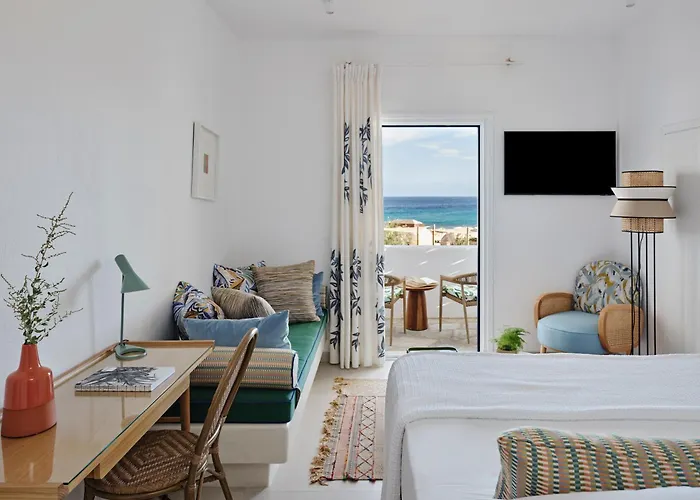 Otel Myconian Sunrise Relais & Chateaux 5*